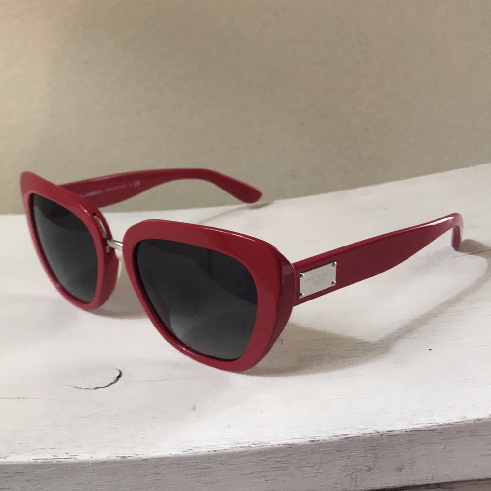 Dolce & Gabbana Red Cat-Eye Sunglasses with Dark Lenses